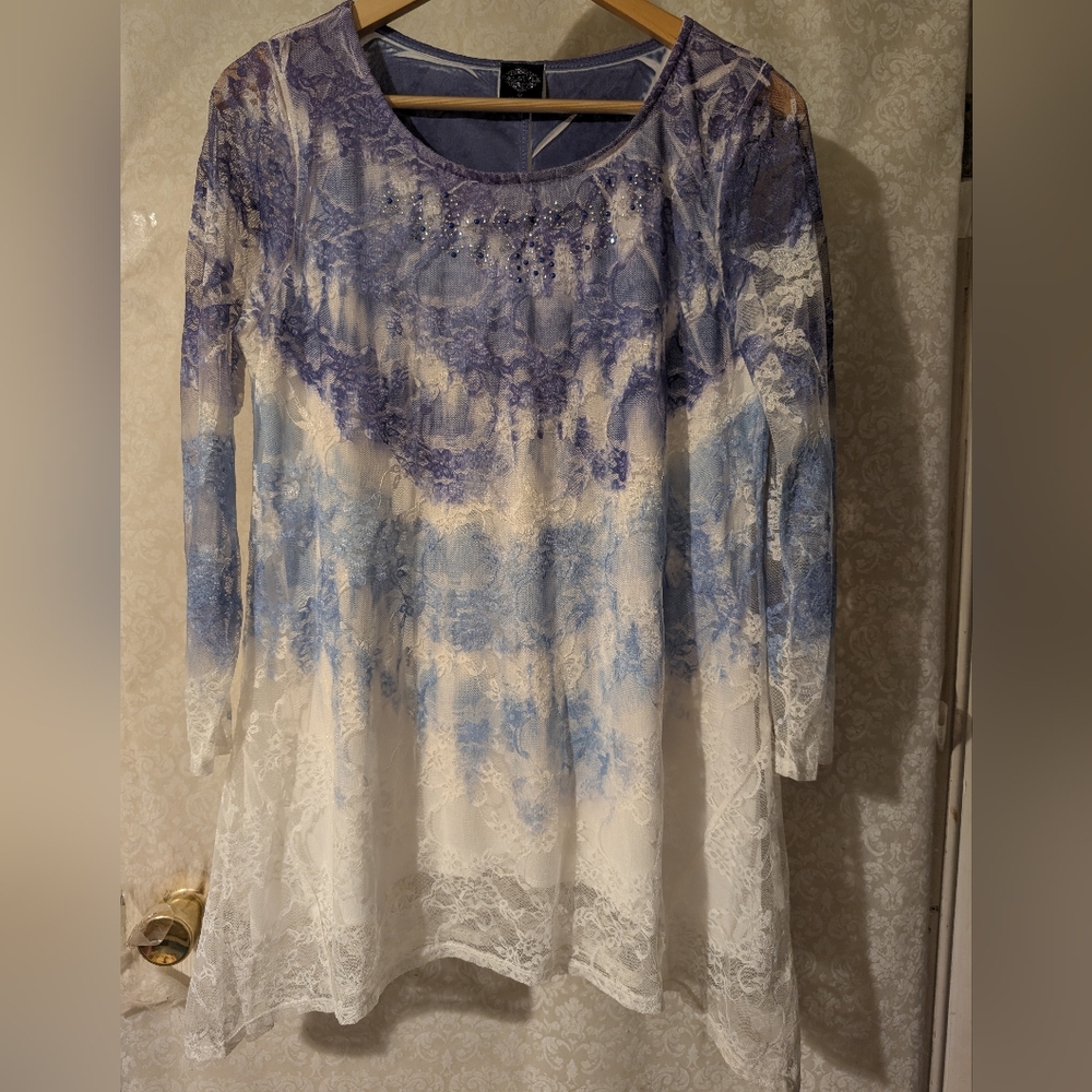 CalStyle BOHO‎ Sky Blue & White Top Sz.Medium